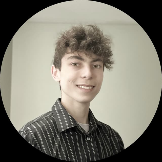 Headshot of Gavin Koontz